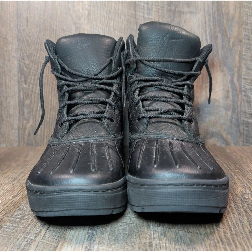 Nike Woodside ACG Boot All Black Colorway 386469-004 Mens Size 11.5 Duck Boots